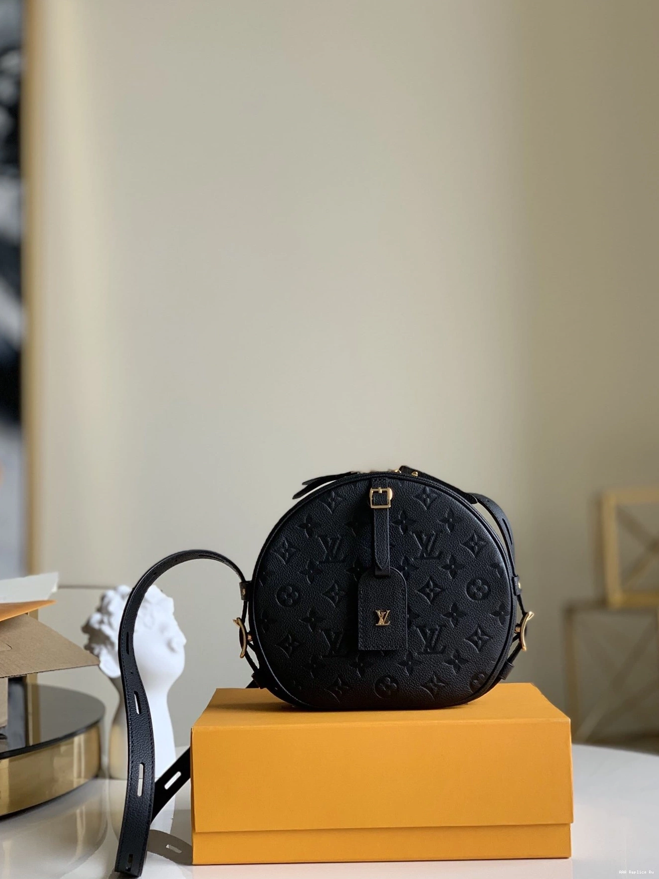 AAA Pruses Bags BOITE VUITTON MM LOUIS CHAPEAU SOUPLE 0716